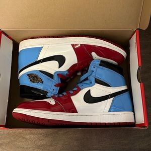 Jordan 1’s, us men’s 9.5, red, white, and blue